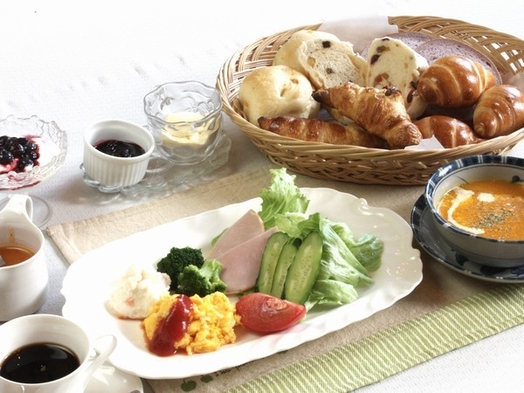 【朝食】焼きたてパンの朝食付！長野市・善光寺〜30分。野鳥のさえずりで目を覚まそう！